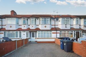 Cleveley Crescent, London