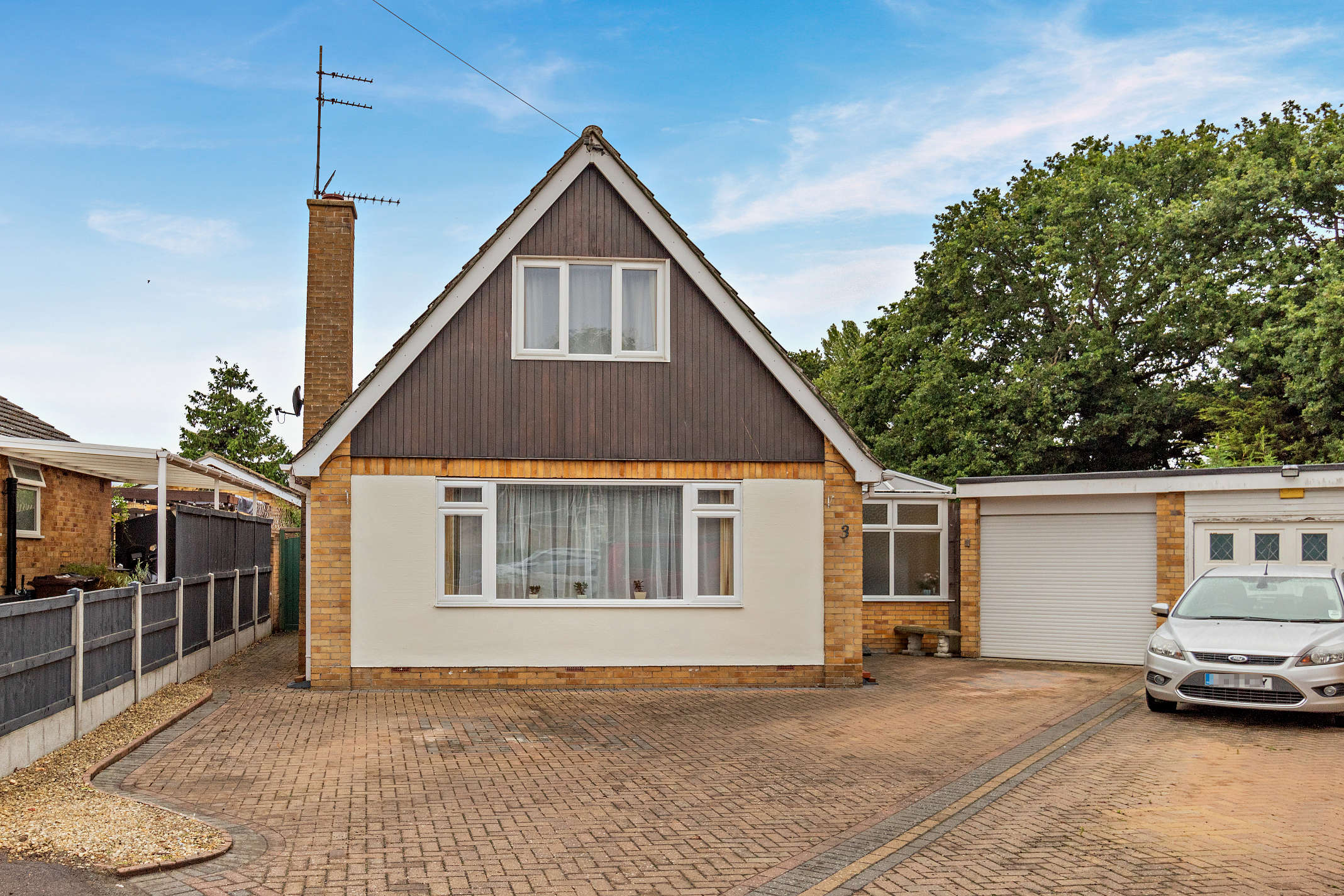 Leicester Close, Clacton- On-Sea, CO15