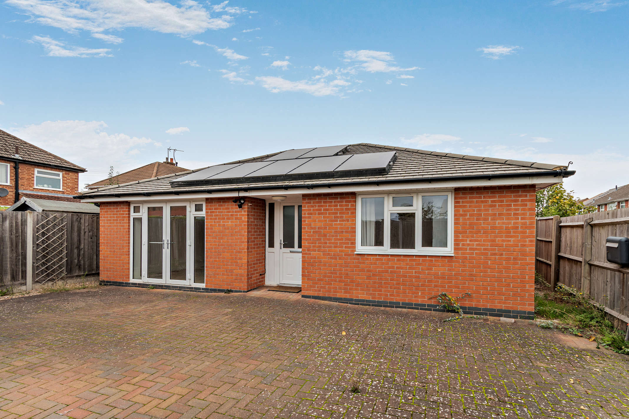 Kings Walk, Leicester Forest East, LE3