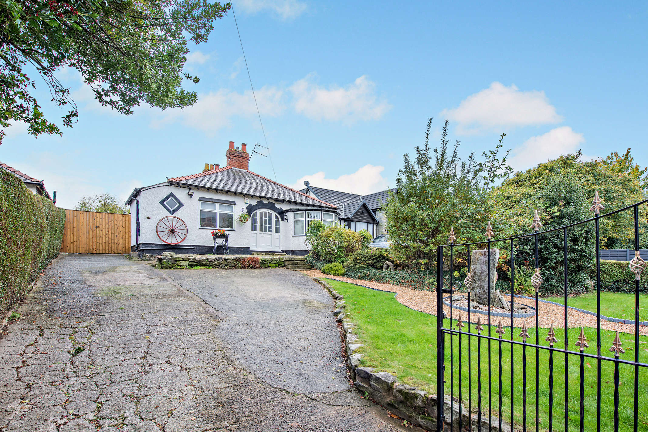 Heath Road, Wirral, CH63