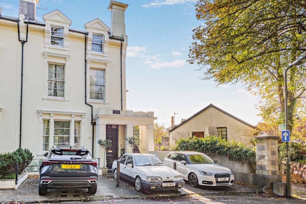 Darnley Court, Clifton Grove, Old Torwood Road, TQ1