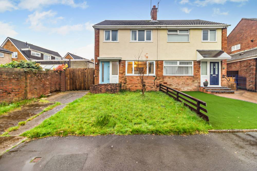 Carlton Crescent, Beddau, CF38