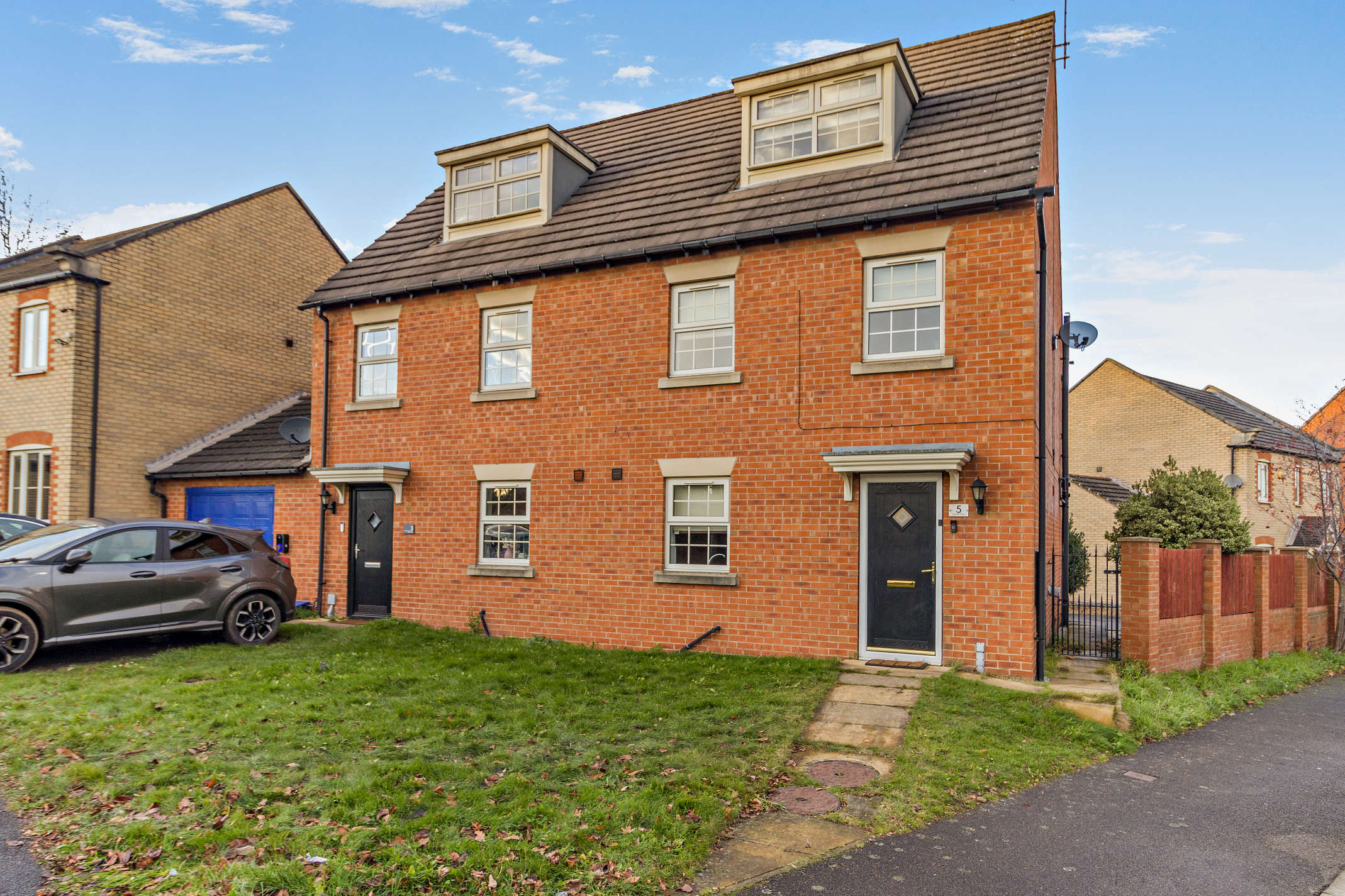 Manor Way, Bolton-upon-dearne, S63