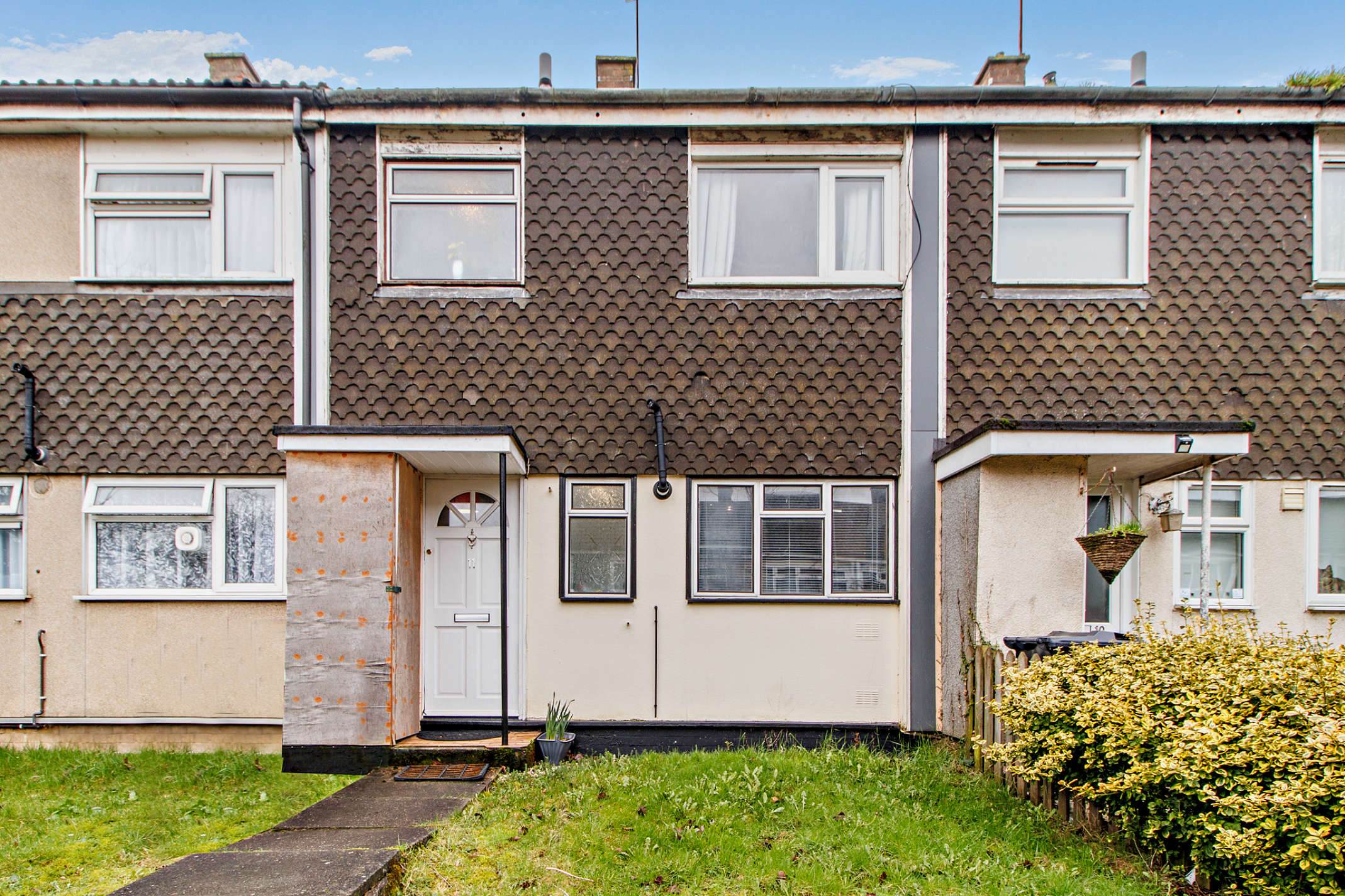 Flint Close, Luton, LU3