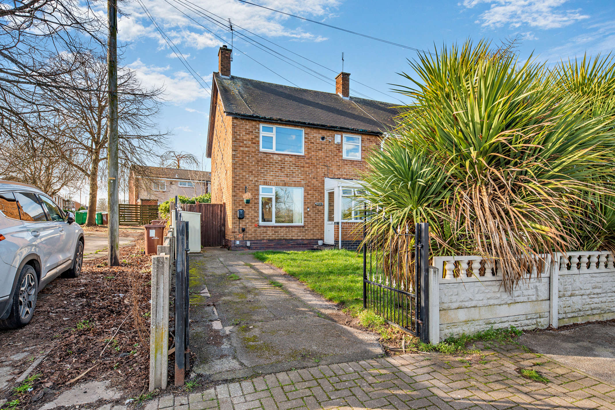 Farnborough Road, Clifton, NG11