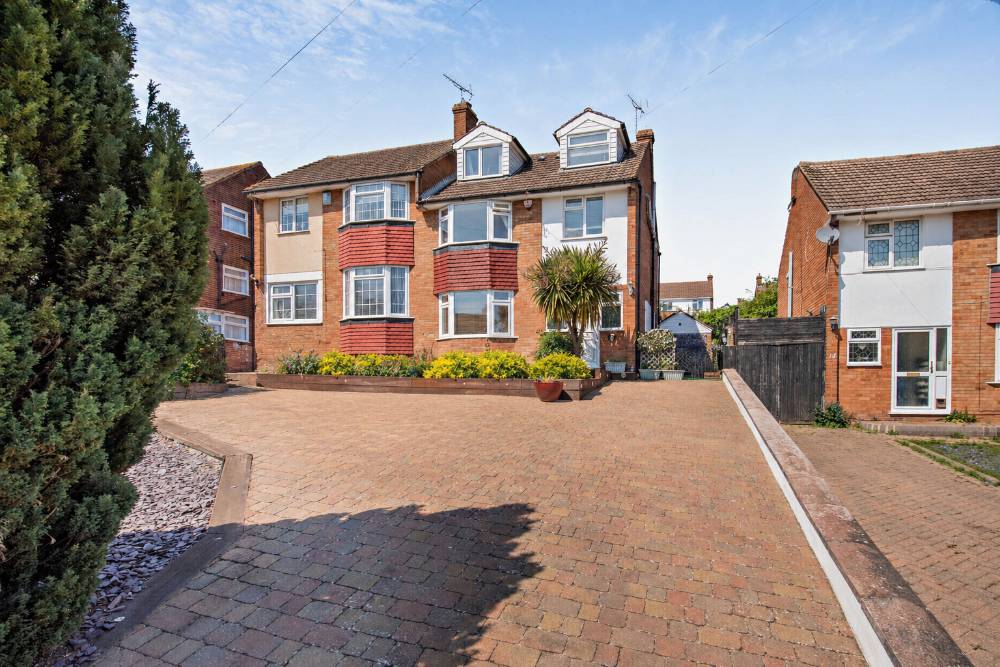 Cranfield Crescent, Cuffley, EN6